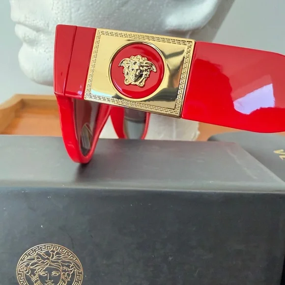 Versace Sunglasses VE 4401 Pilot Medusa Stud Red/Gold Medusa Medallion Luxury - Picture 8 of 14